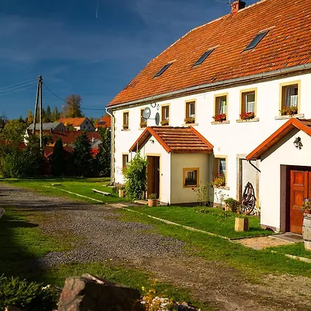 Feriegård Winnica Agat Świerzawa